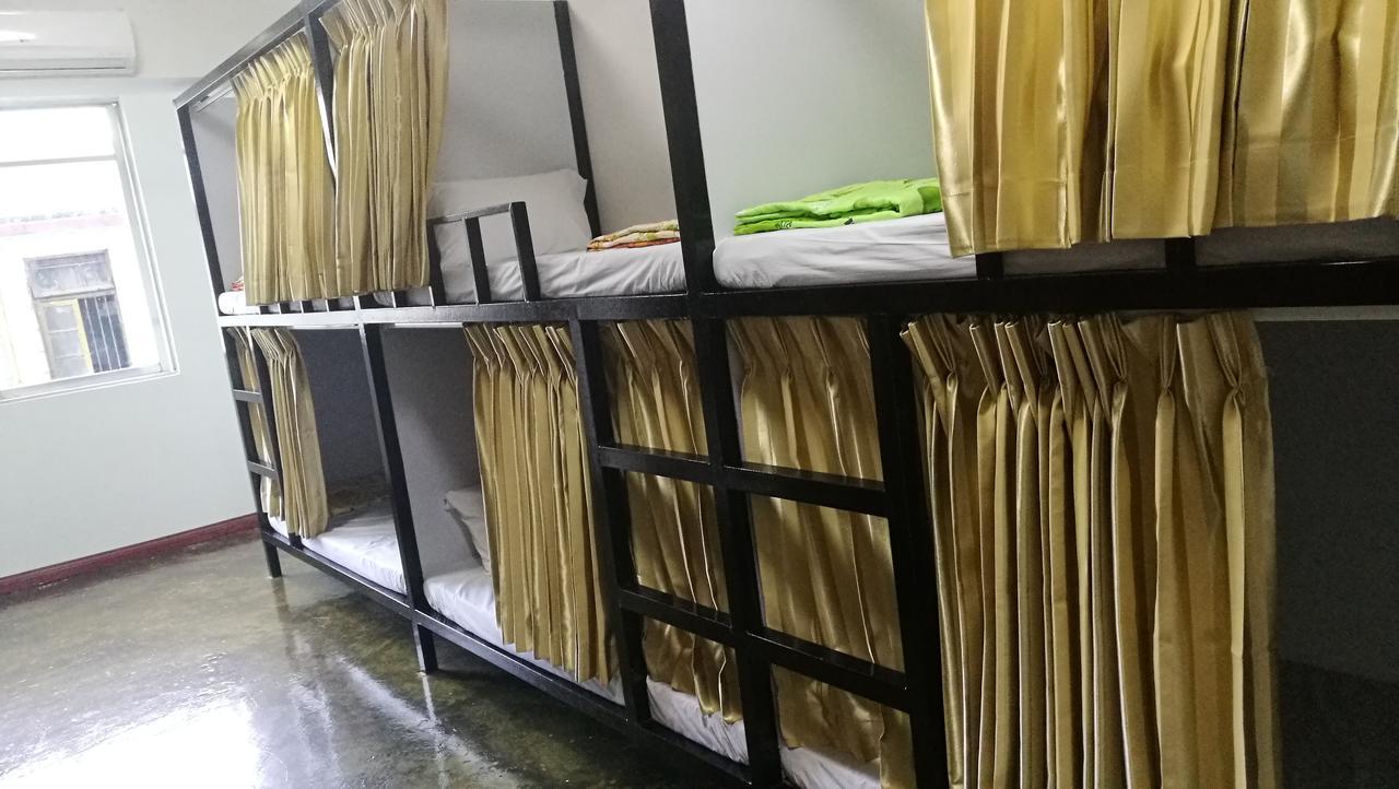 Dengba Hostel Yangon Exterior foto